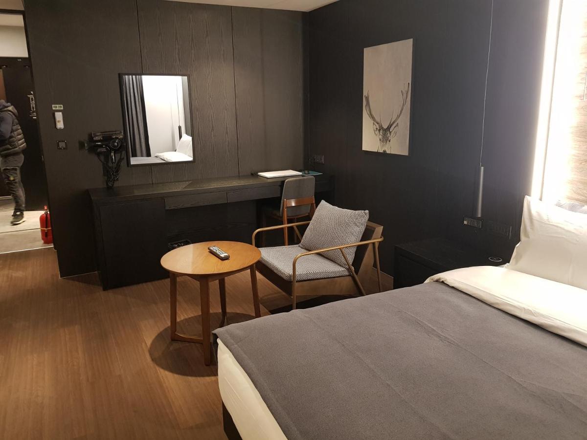Anseong City Hotel Buitenkant foto